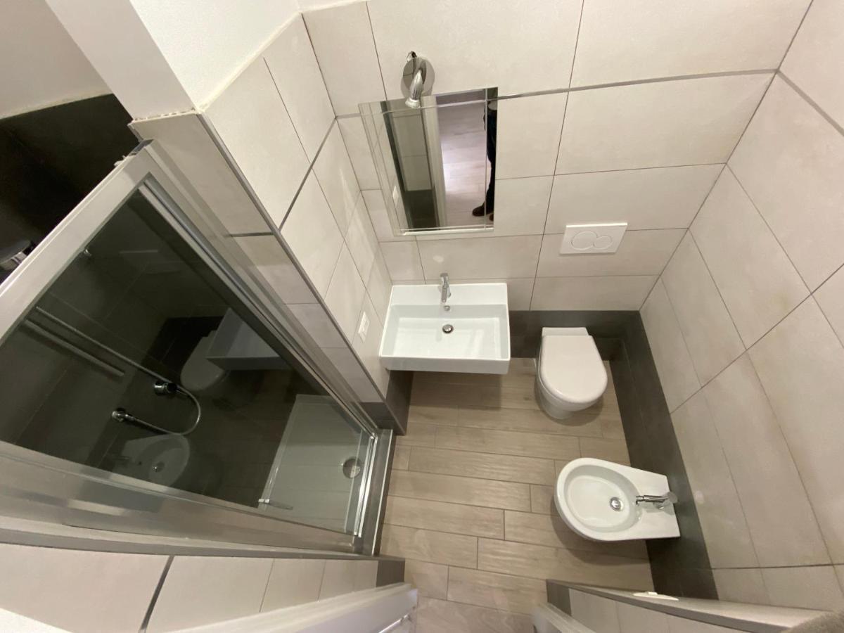 Domus Art Suites Merulana Rome Exterior photo